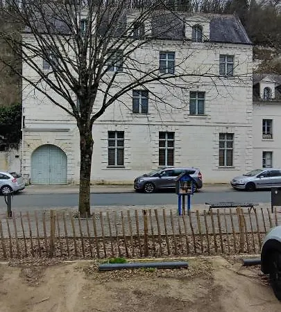 Fenetre Sur Loire Apartman